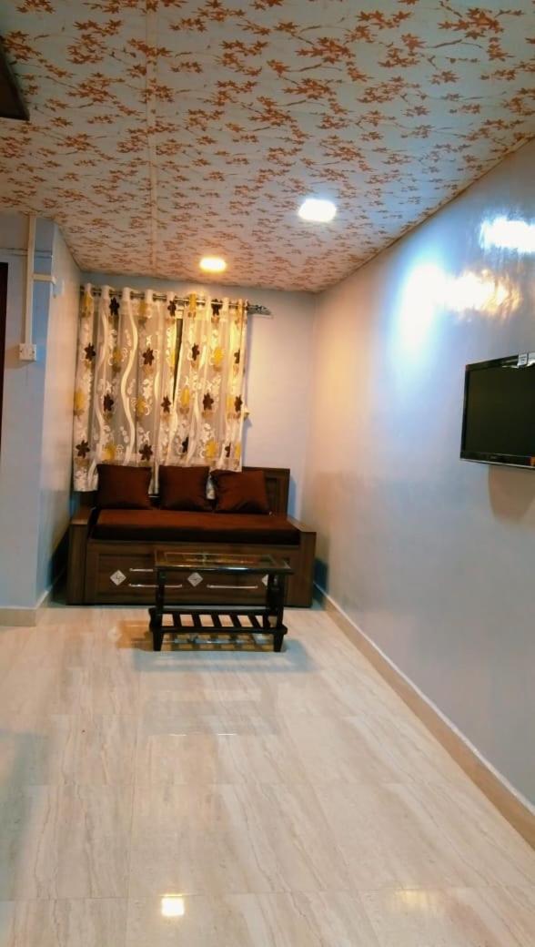 Dream House Apartment Satara Exterior photo