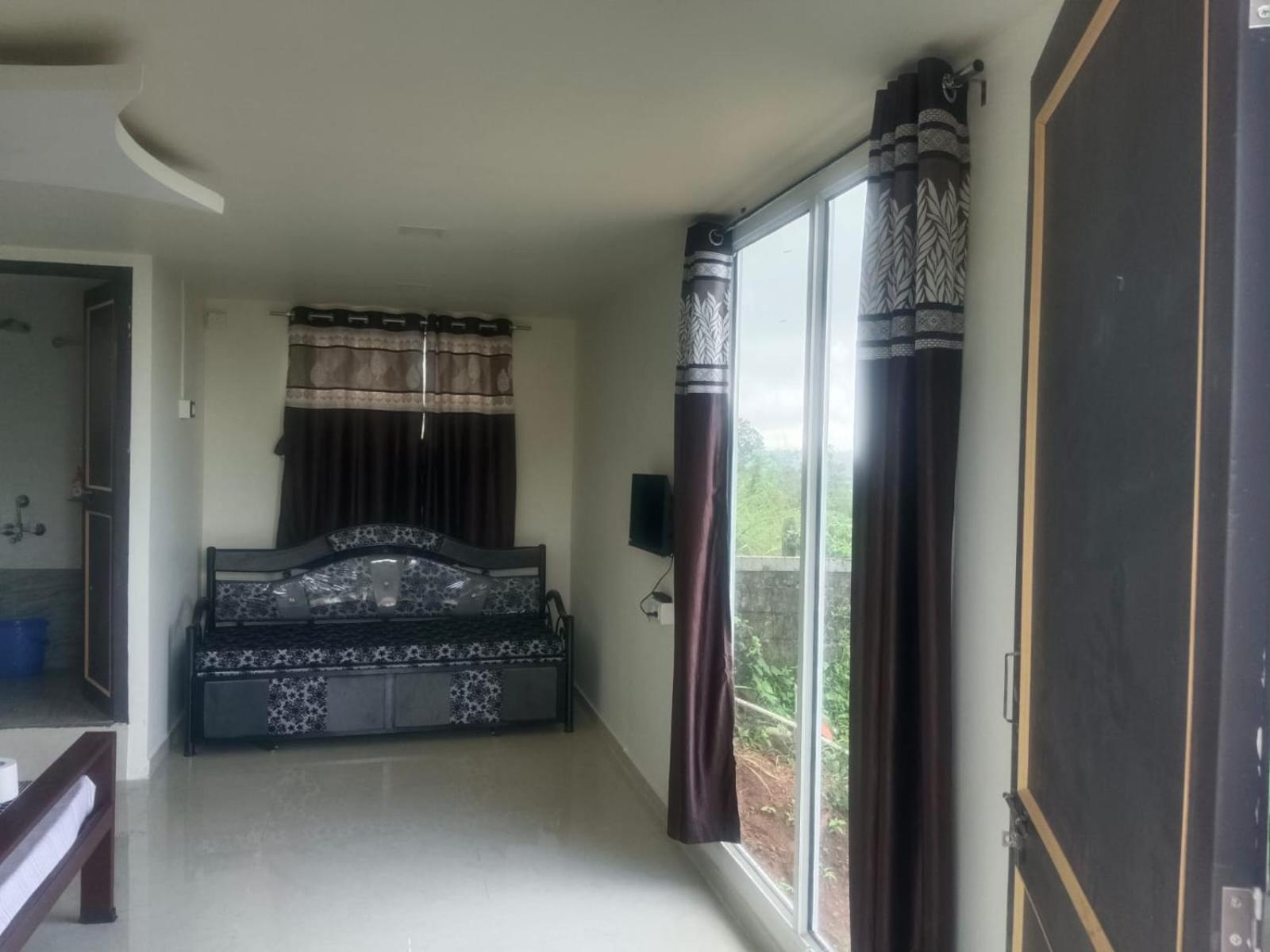 Dream House Apartment Satara Exterior photo